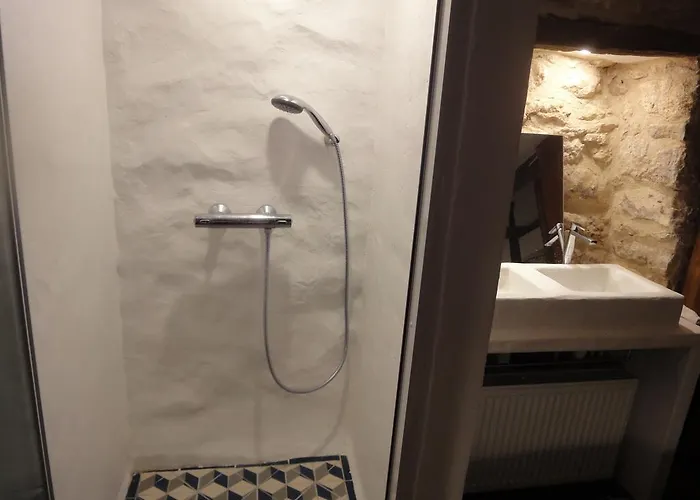 شقة D Artiste De La Du 15 - Restaurant La Maison - Piscine Chauffee